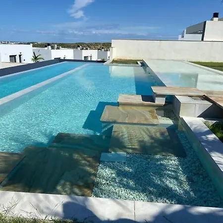 Beautiful Luxurious With Rooftop Pool Rojales